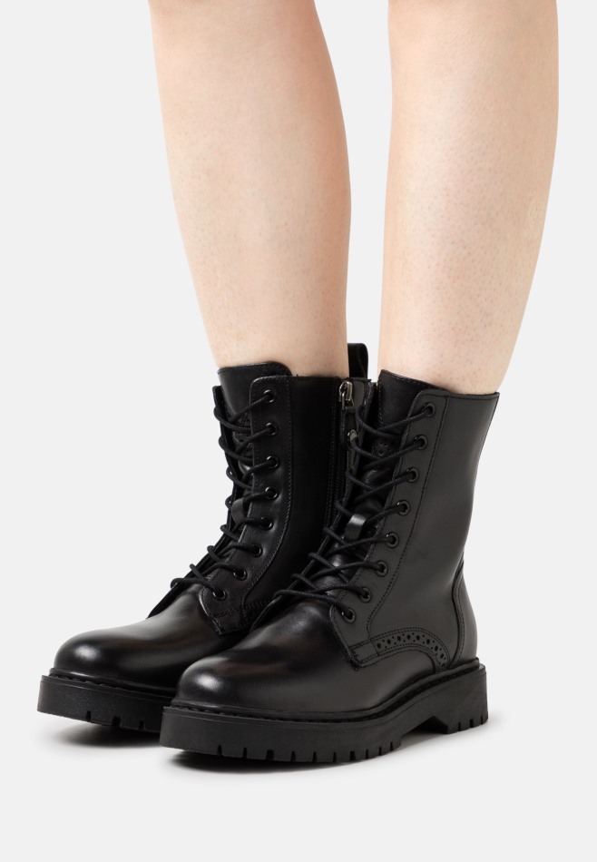 Bottines à Lacets Gabor | Noir Exclusif